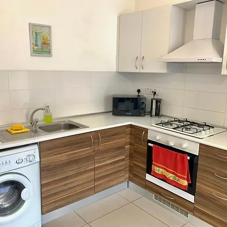 Beautiful & Quiet Two-bedroom With Private Garden Lukomorye C1 Apartment Kyrenia (Northern Cyprus)