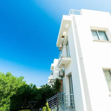 Beautiful & Quiet Two-bedroom With Private Garden Lukomorye C1 Apartment Kyrenia (Northern Cyprus)
