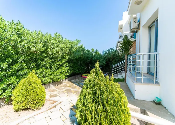 Lägenhet Beautiful & Quiet Two-bedroom With Private Garden Lukomorye C1 Kyrenia (Northern Cyprus)