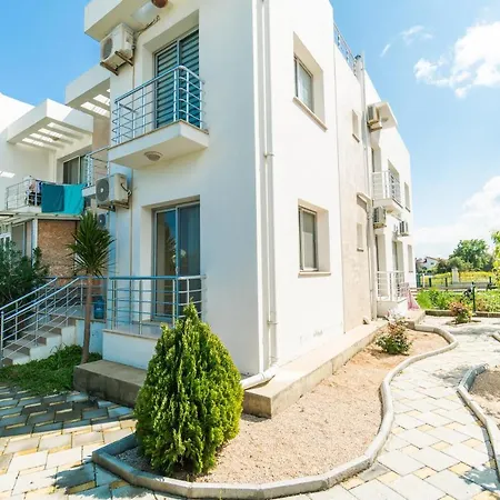 Beautiful & Quiet Two-bedroom With Private Garden Lukomorye C1 Kyrenia (Northern Cyprus)