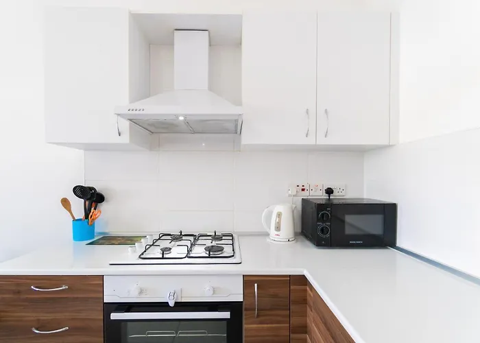 Daire Beautiful & Quiet Two-bedroom With Private Garden Lukomorye C1 Girne