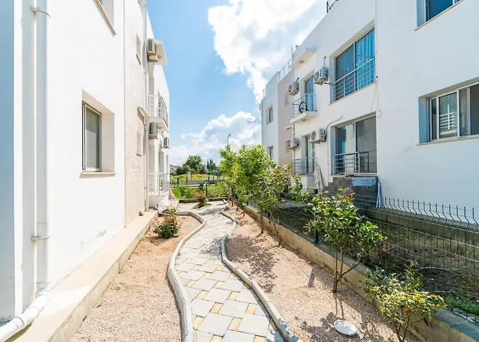 Daire Beautiful & Quiet Two-bedroom With Private Garden Lukomorye C1 *